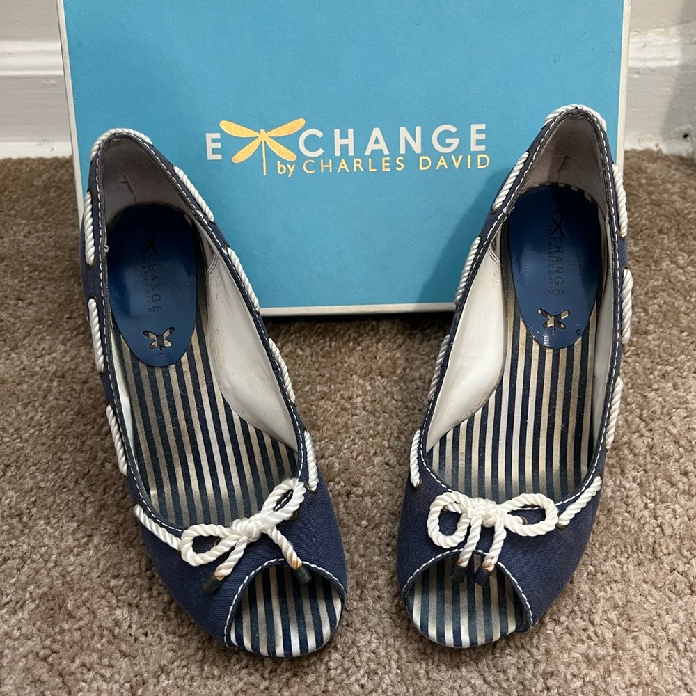 Exchange By Charles David Navy Blue Nautical Heels - Size 6